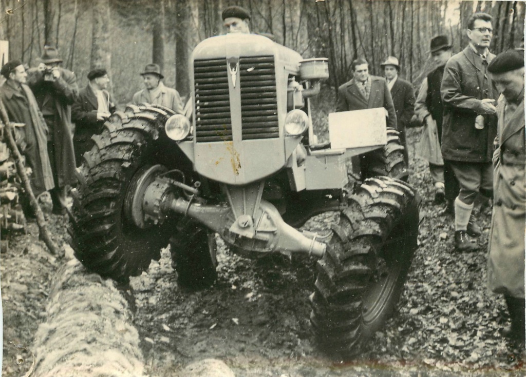 AGRIP les tracteurs forestiers - Page 17 00006318