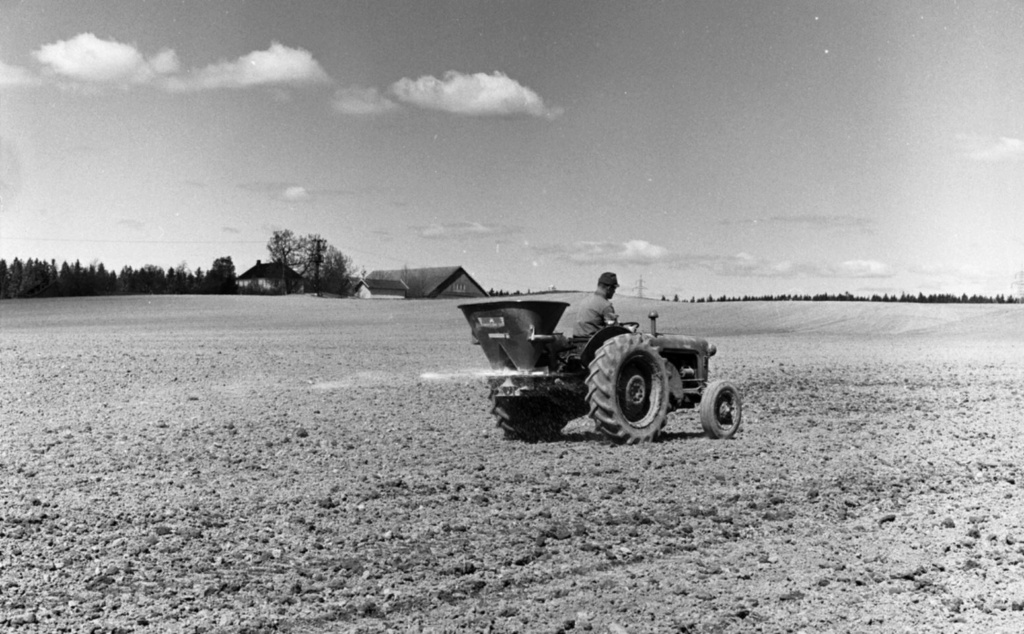 MASSEY - MASSEY-FERGUSON en documentations - Page 7 0_0_0_66