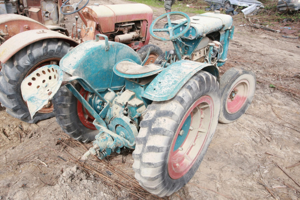 SABATIER : Recensement des tracteurs de St Rambert d'Albon - Page 6 10393227