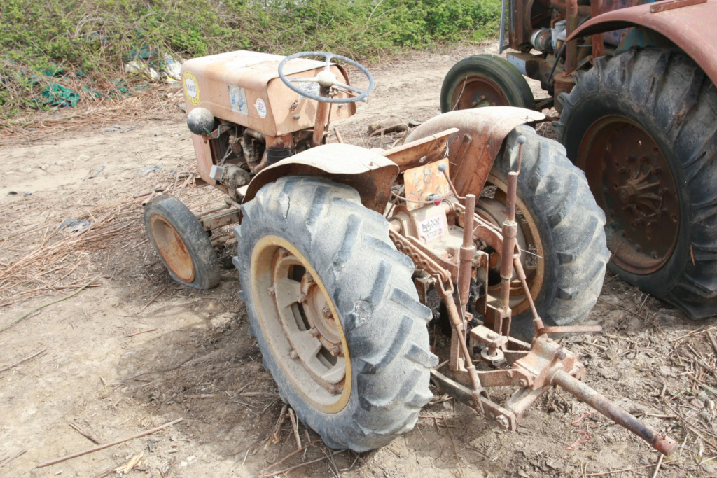 SABATIER : Recensement des tracteurs de St Rambert d'Albon - Page 6 10393519