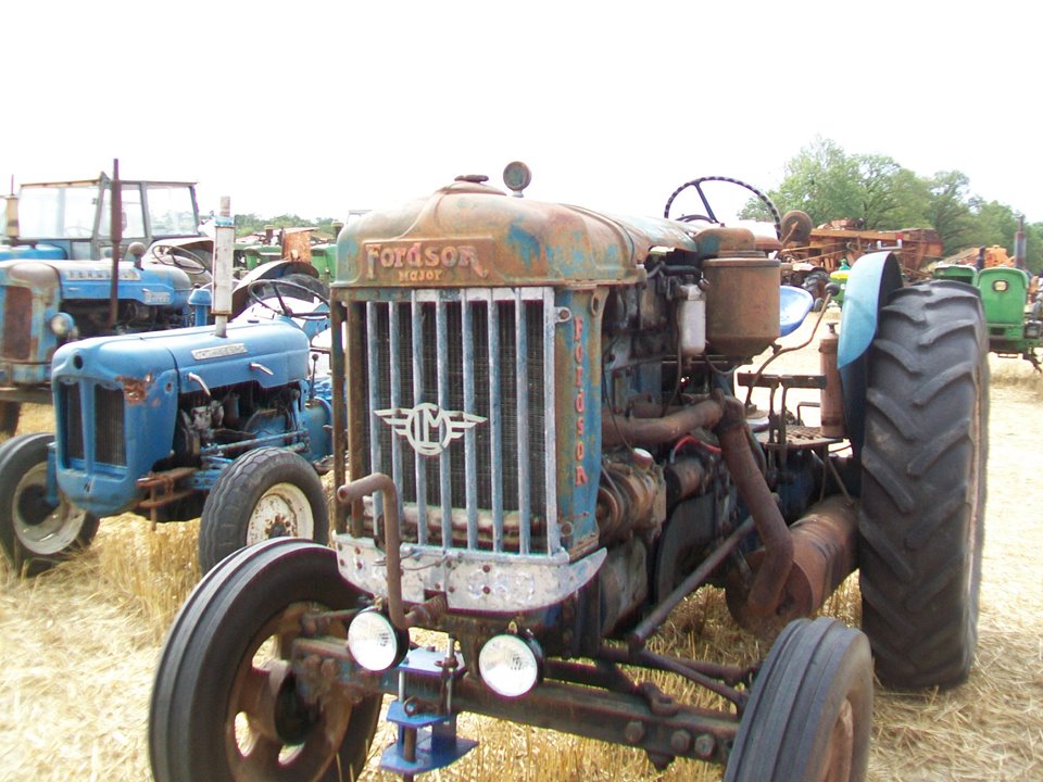 Les remotorisations de tracteurs essence avec moteur CLM (Cie Lilloise de Mécanique) 11086