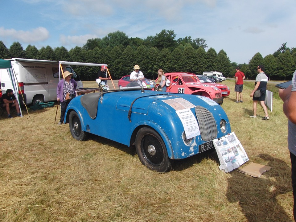 le Centenaire de CITROËN les 19, 20 et 21 juillet 2019 à la Ferté Vidame - Page 4 2098