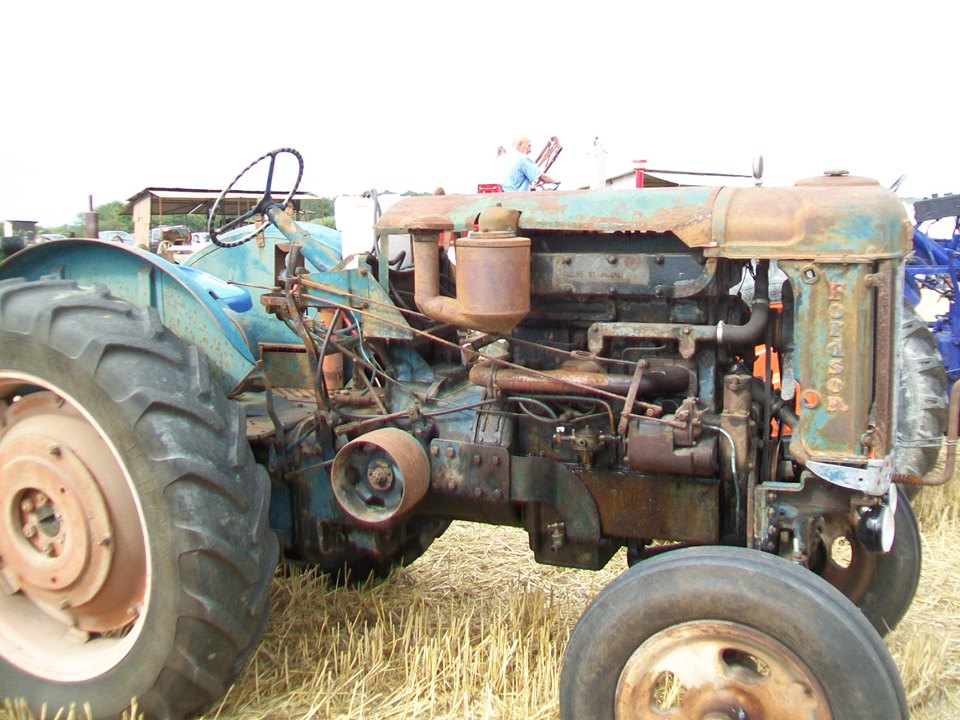 Les remotorisations de tracteurs essence avec moteur CLM (Cie Lilloise de Mécanique) 2599