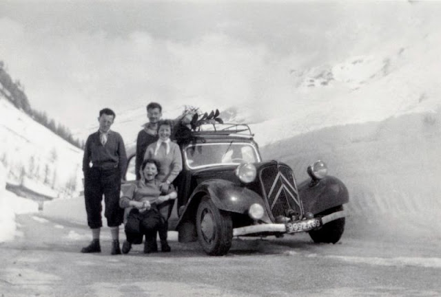 la Traction Avant dans tous ses états - Page 38 Citroz33