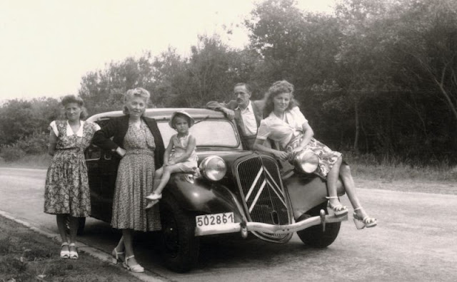 la Traction Avant dans tous ses états - Page 38 Citroz40