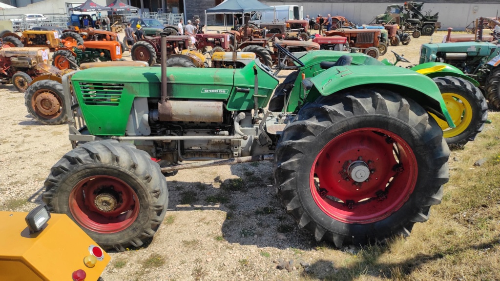 48    AUMONT AUBRAC   6  et 7 AOUT 2022  : Tracteurs anciens - Page 3 Img_4737