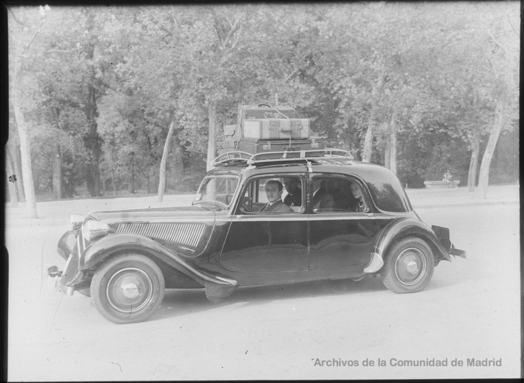 la Traction Avant dans tous ses états - Page 26 Tracti21