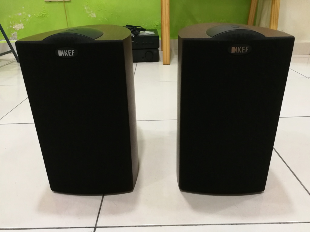 KEF iQ10 Q Series Uni-Q Bookshelf Speakers Img_2048