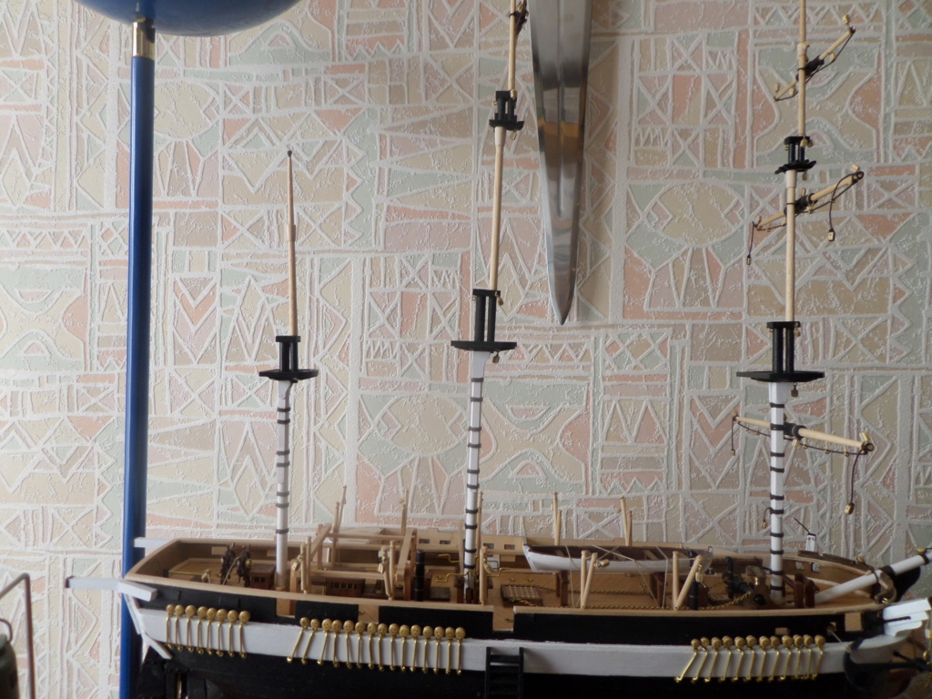 HMS Terror (OcCre 1/65°) montage pour notre partenaire par Pipr - Page 5 Sam_6251