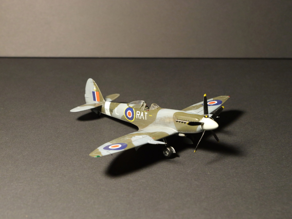 [Airfix] 1/72 - Supermarine Spitfire F Mk.22      P1012031