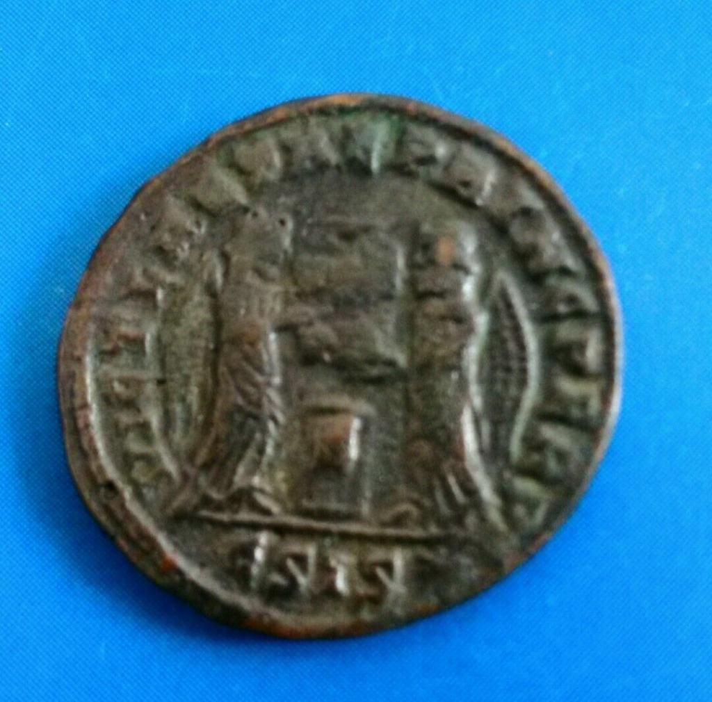 Faux Florian? S-l16110