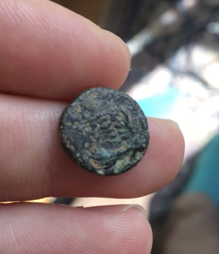 Bronze antique au “M” et oiseau ? 0d8e6210