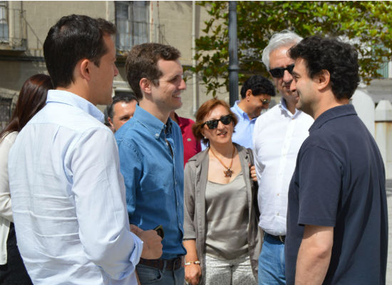 ¿Cuánto mide Pablo Casado? - Estatura real: 1,77 - Página 14 Pepero10