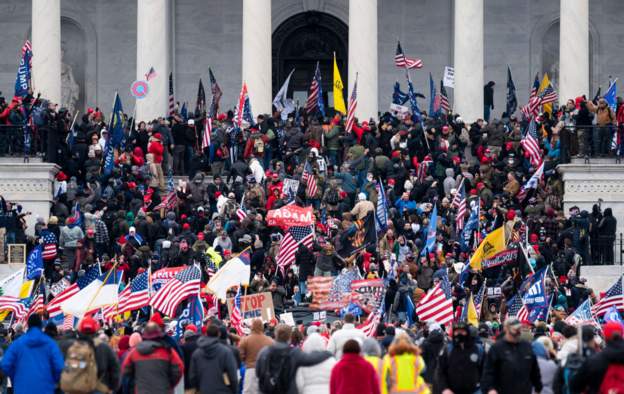 (UPDATED) Violence engulfs US Capitol as Trump supporters run riot 3ad44f10