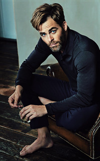 35, ember, a tudás birtoklója, nyomozó, pb: Chris Pine