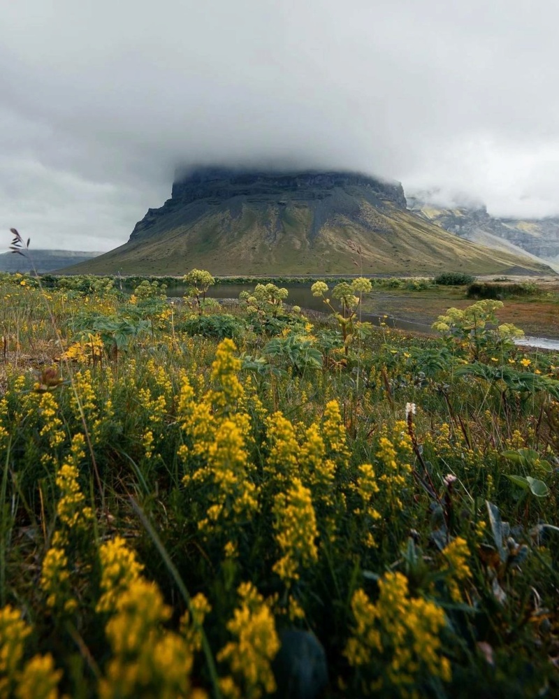 Лоумагнупюр - одинокая гора на юге Исландии Photo165
