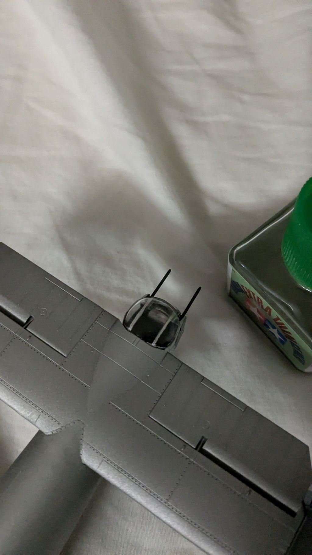 [Hasegawa] Consolidated  B-24J liberator [fini] - Page 3 Pxl_2560