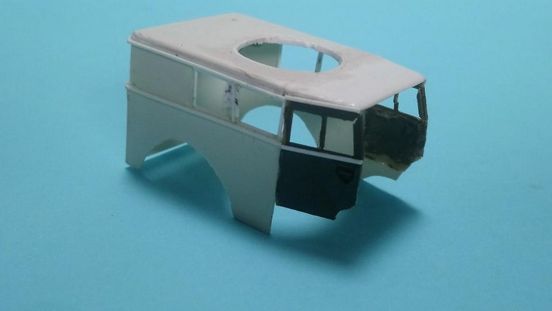 1/72 -  FORD F8 Mobil Control Tower - transformation F8_612