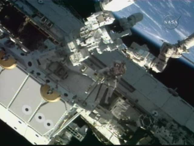 [STS-123 / ISS1J/A] EVA2 Dextre10