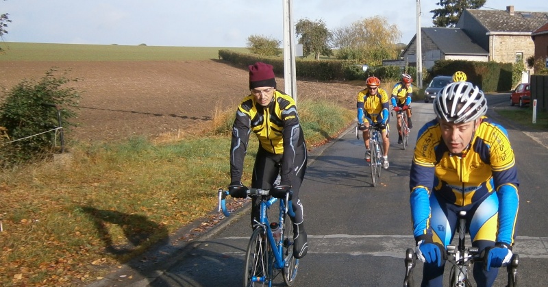 7 fringants cyclos et deux vieux trentenaires sous le soleil Pa090016