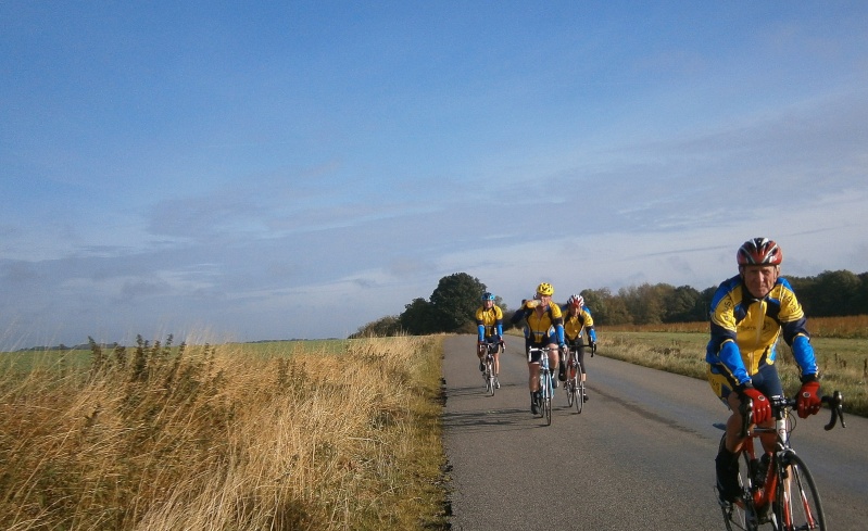 7 fringants cyclos et deux vieux trentenaires sous le soleil Pa090020