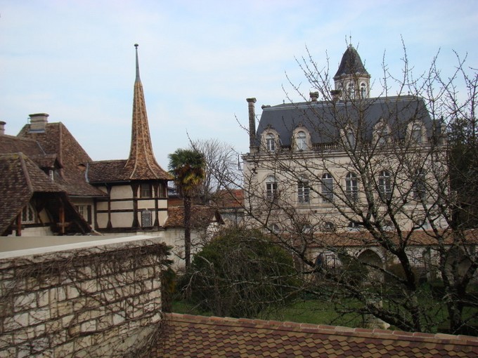 la maison alsacienne (quai magélys ,st cybard ,charente) Dsc00510