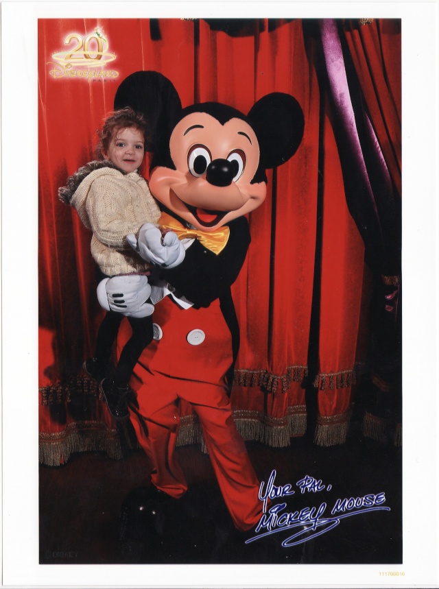 Meet Mickey Mouse - Rencontre avec Mickey [Fantasyland - 2012] - Page 20 Img_0072