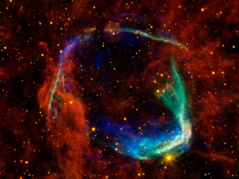 Supernova, ou la mort d'une Etoile... Supern11