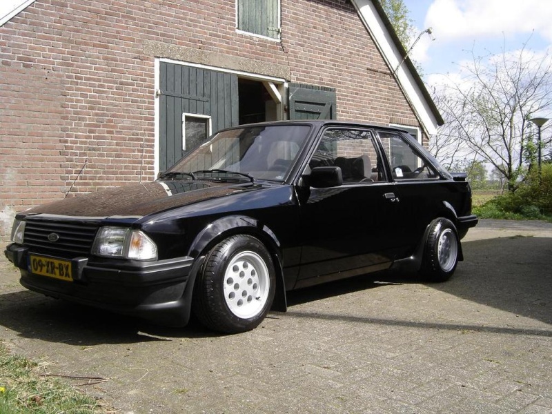 Escort MK3 XR3 et XR3I Eind210