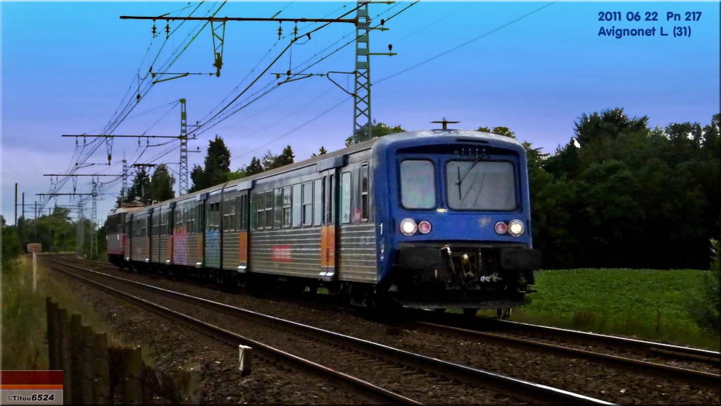 Photos et vidéos de la ligne Bordeaux - Toulouse - Narbonne - Sète (2007-2013) - Page 6 2011_034