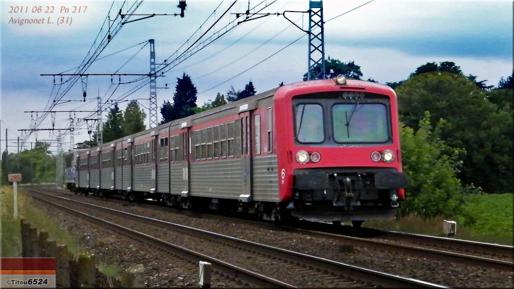 Photos et vidéos de la ligne Bordeaux - Toulouse - Narbonne - Sète (2007-2013) - Page 6 2011_035