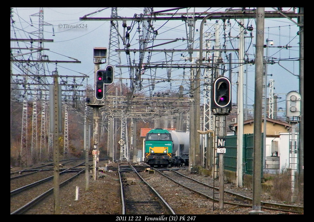 Photos et vidéos de la ligne Bordeaux - Toulouse - Narbonne - Sète (2007-2013) - Page 15 2011_203