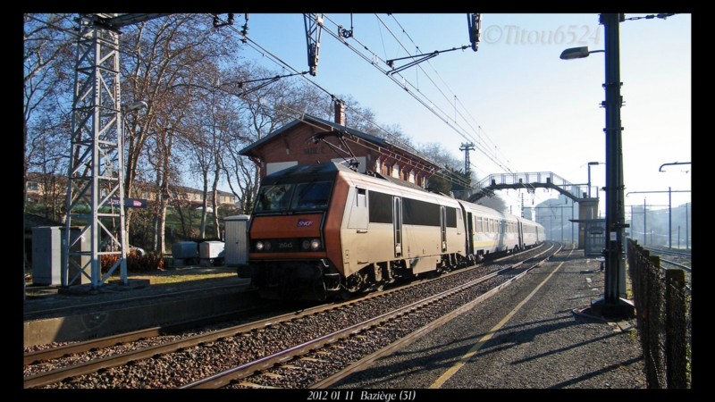 Photos et vidéos de la ligne Bordeaux - Toulouse - Narbonne - Sète (2007-2013) - Page 17 2012_016