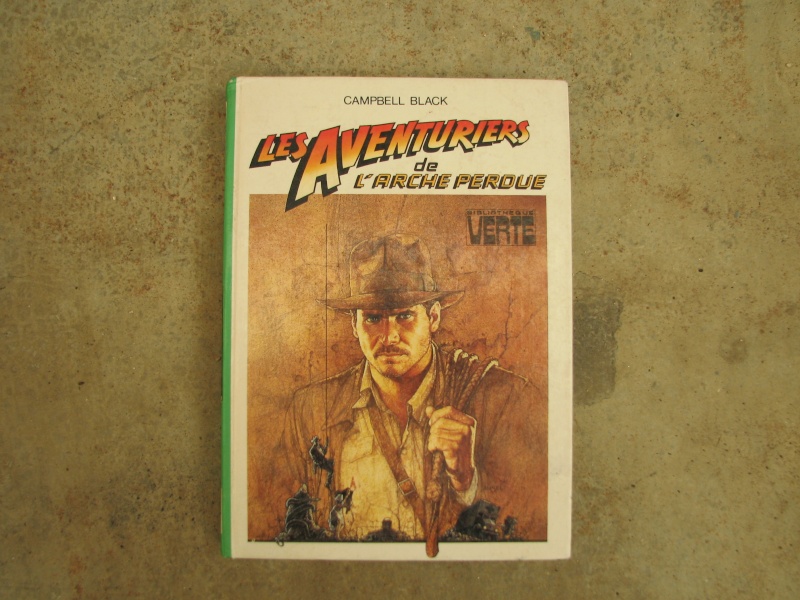 Indiana Jones - Les aventuriers de l'arche perdue - (Kenner) 1982  Bibli_10