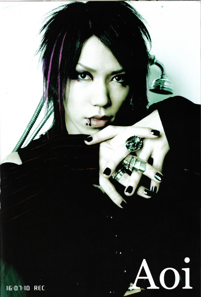 GazettE (Visual kei) - Pgina 15 1611