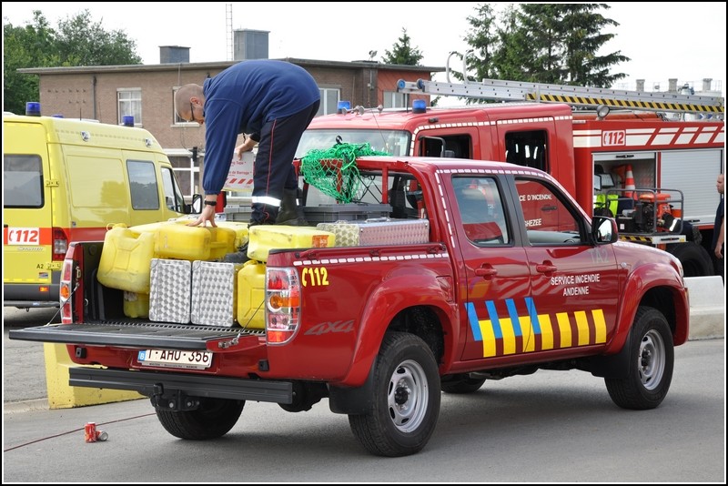 Nouveau véhicule officier pour les pompiers d'Andenne Dsc_0010