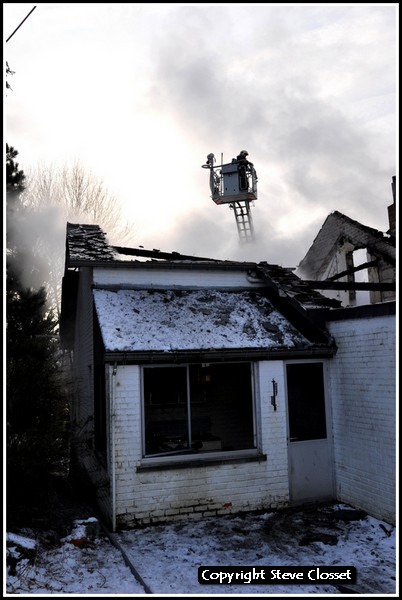 Belgique , pompiers de Huy , gros feu d'habitation   9 février 2012   Photos  Sri_hu12