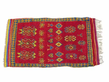 "Tazarbite".. tapis berbère et l'art du tissage Tapis410