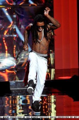 Lil Wayne aux VMA L_ec3b10