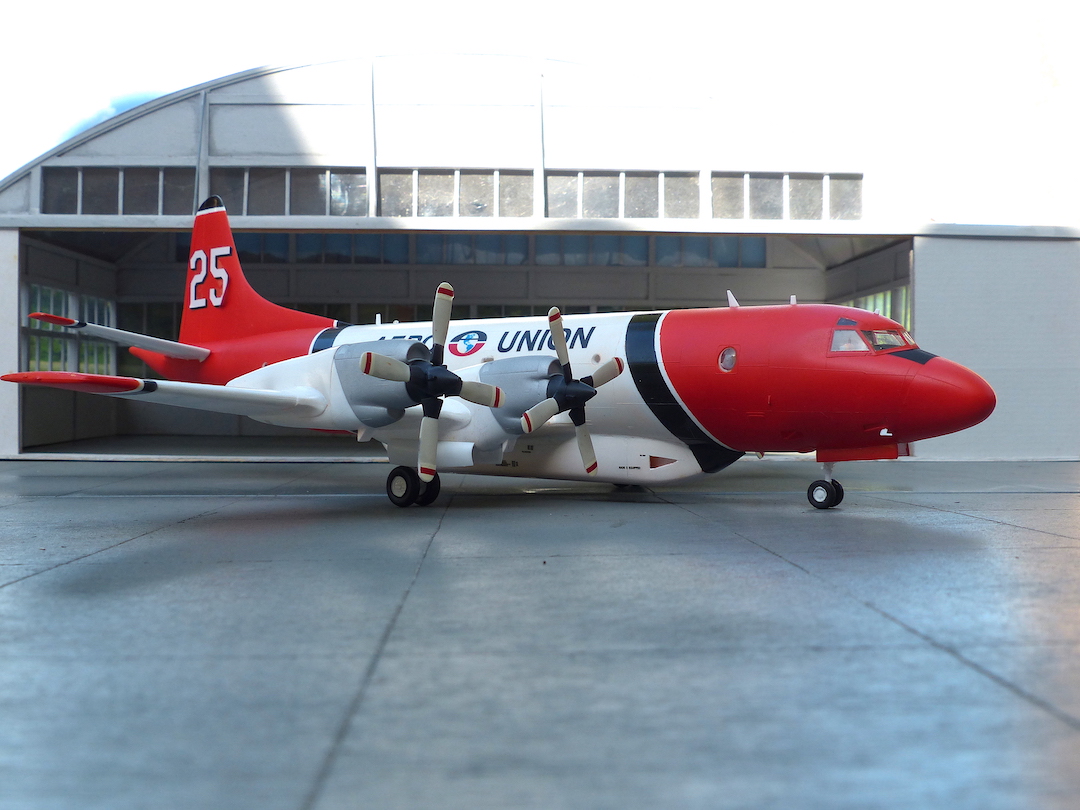 Fire Bomber. Base Hasegawa Lockheed p-3C Orion 1/72. Aero0010