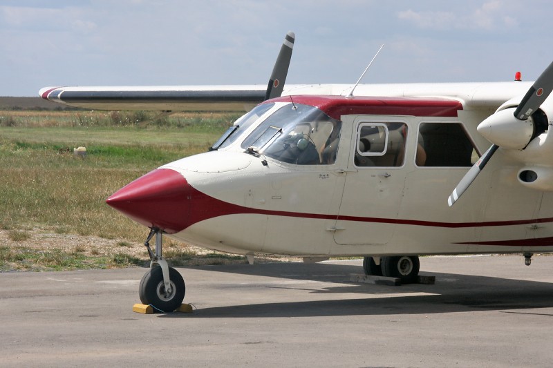 Aeroportul Tuzla - 2008 Img_8110