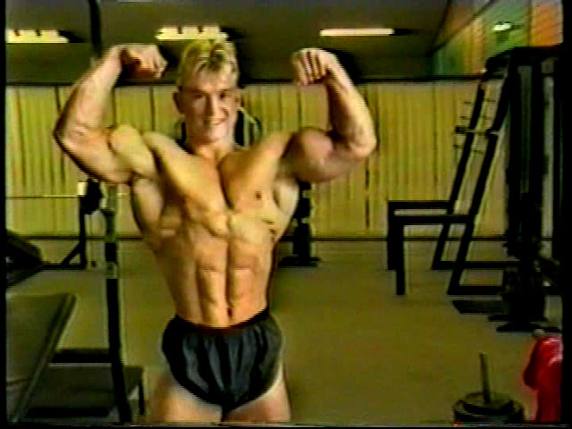 Lee Priest - Page 3 Vlcsna53