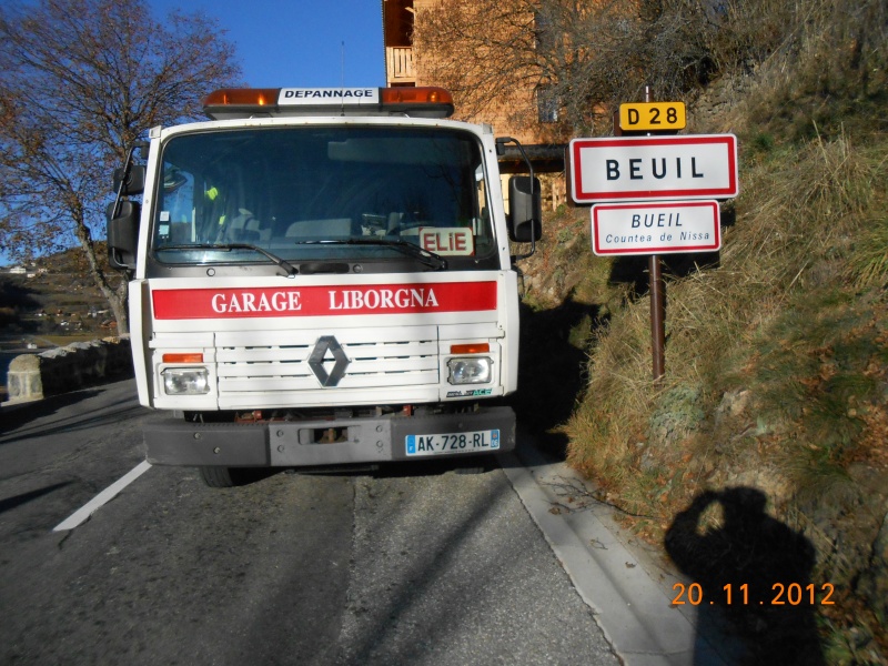 Des photos de camions bétaillères à moutons et d'autres photos de camions aussi conduit par Henry Elie . - Page 2 01013