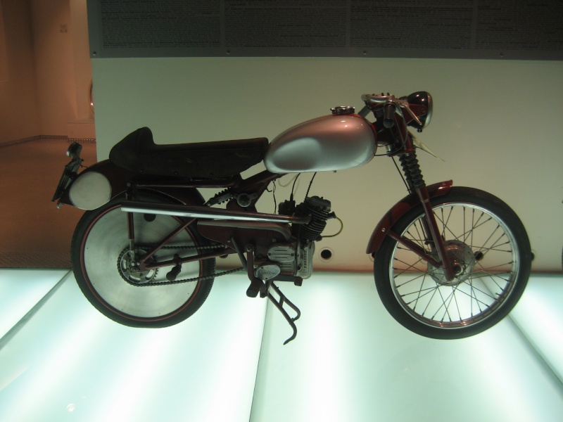 Musée Ducati 11-06-54