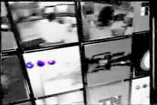 Detalles escondidos en la presentaciòn de Telenoche de 1992 Sin_ti11