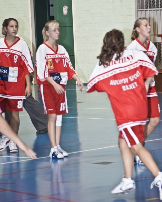 Match Minimes feminine contre Le Cateau 20081103