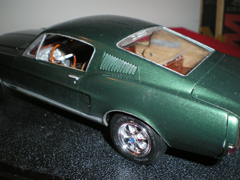 Modèle à coller de Mustang 1967 ou 1968 Imgp6016