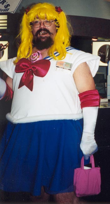 Những cosplay khiến krad phải ...... pó tay Sailor10