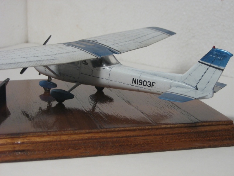 Cessna 150 1/48 Academy Img_0013