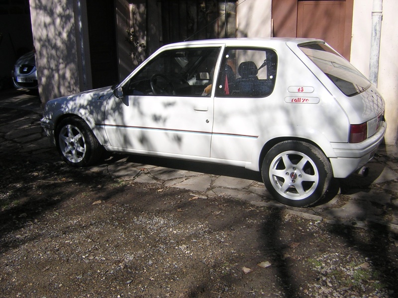 [bencitrouille]  Rallye - 1294 - blanc - 1989 Dscn7251